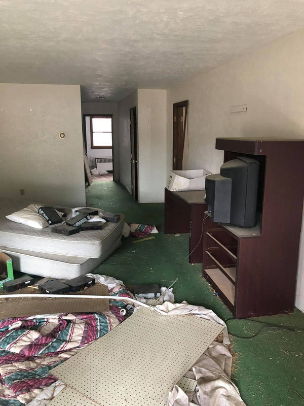 Hospitality House Motel (Marshall Motel) - From Steven Gauld On Facebook